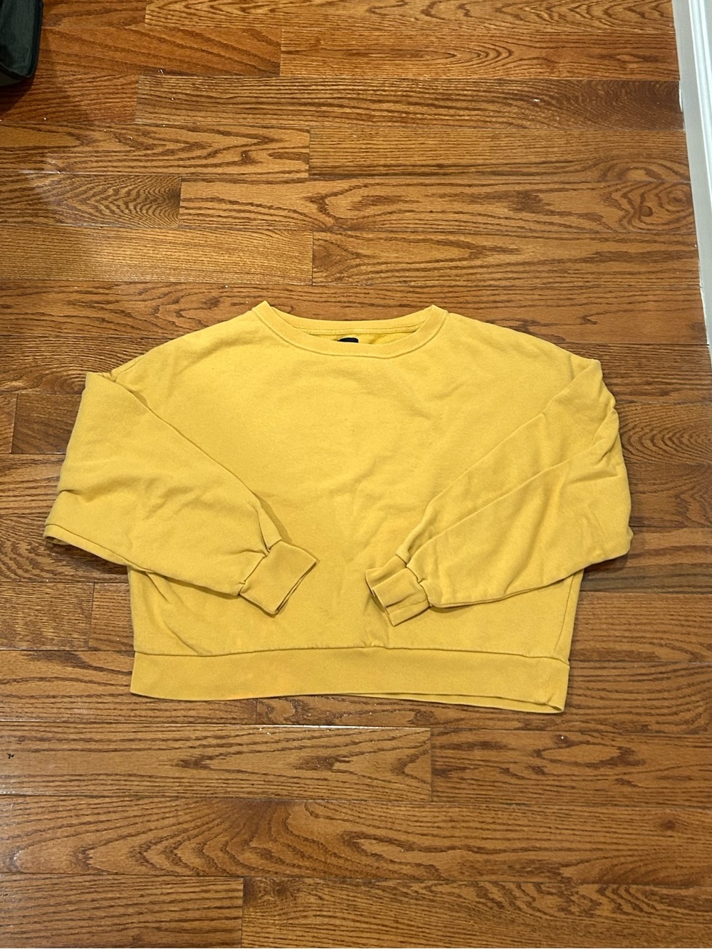 GAP Women's Yellow Crewneck Sweater